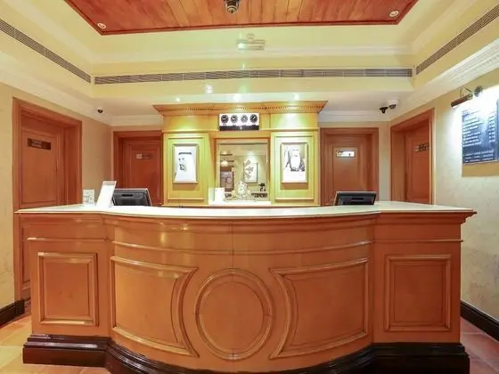 OYO 328 City Plaza Hotel - Lobi