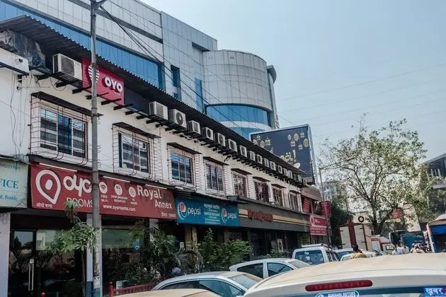 OYO 328 Hotel Royal Grand