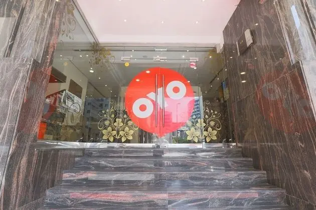 OYO 332 Syaj Hotel - Dış Mekan