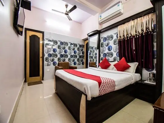 OYO 33479 Hotel Double Tree Deluxe - Öne Çıkan Resim