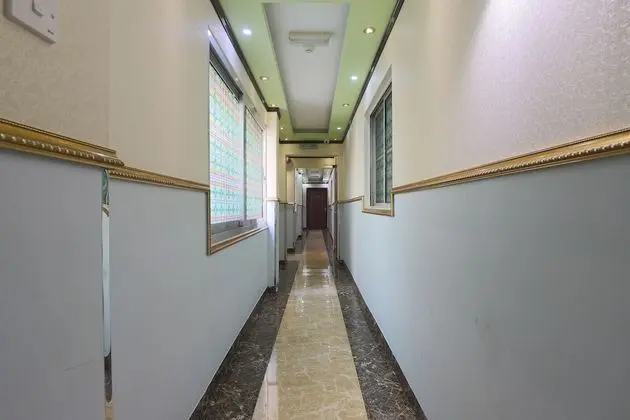 OYO 335 Remas Hotel Llc - Lobi