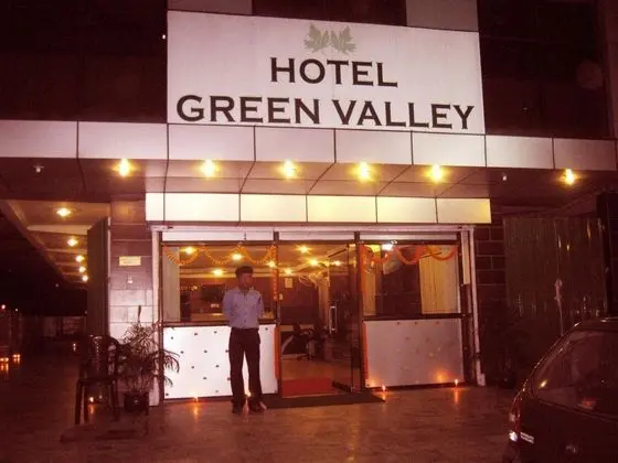 OYO 3356 Hotel Green Valley - Dış Mekan