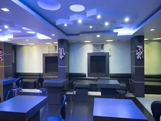 OYO 3356 Hotel Green Valley - Yerinde Yemek