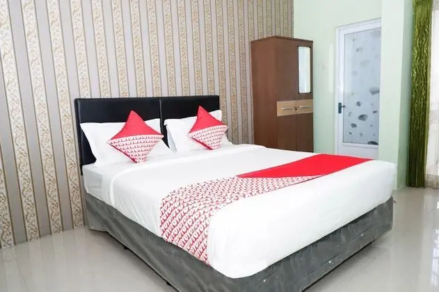 OYO 338 Guest House Omah Manahan Syariah - Öne Çıkan Resim