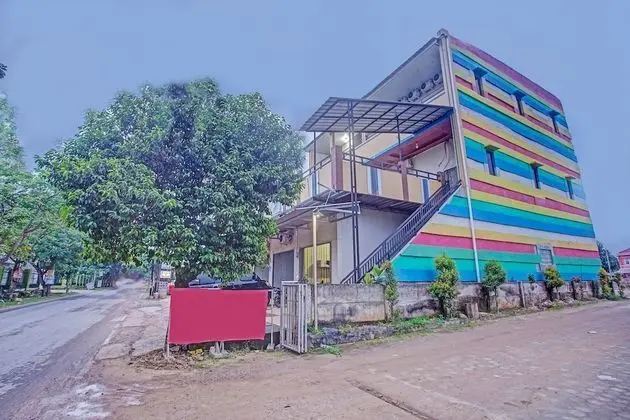 OYO 3439 Wisma Tri Handayani Syariah - Dış Mekan