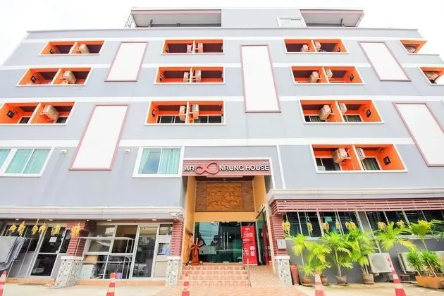 OYO 349 Aroonrung House - Dış Mekan