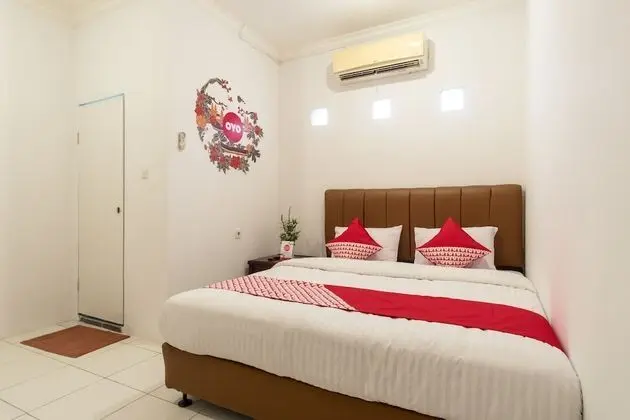 OYO 356 Titipapan Residence