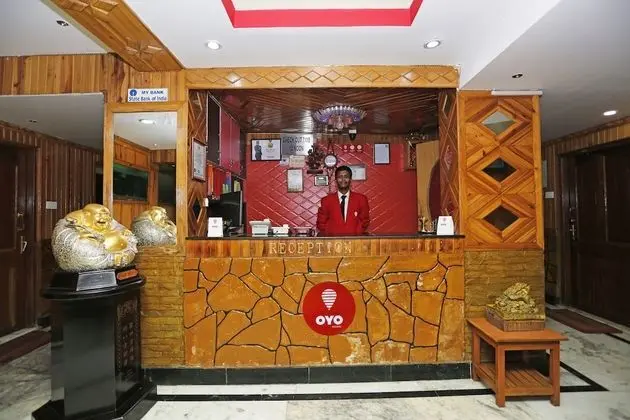 OYO 3616 Hotel Knight Inn Shillong - Lobi