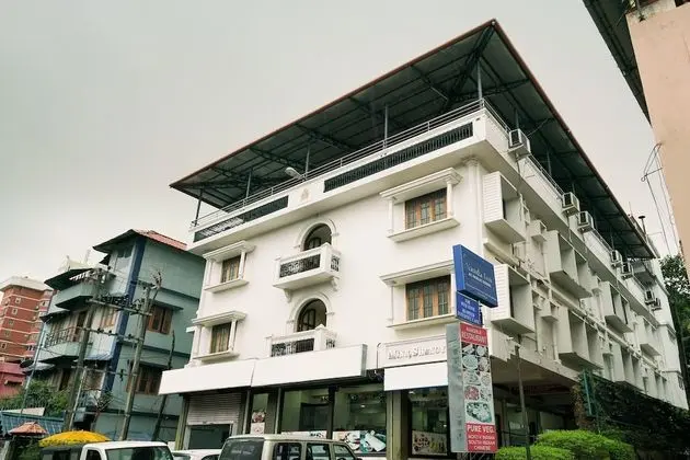 OYO 3633 Nanda Inn