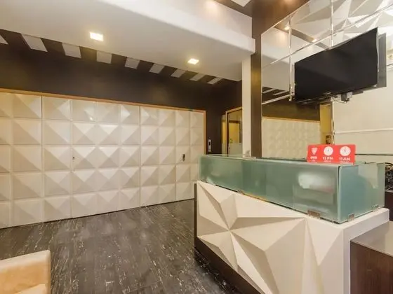 OYO 3663 Hotel Seven Hills - Lobi