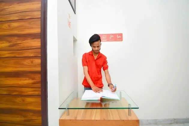OYO 38787 Hotel Red Rose - Lobi