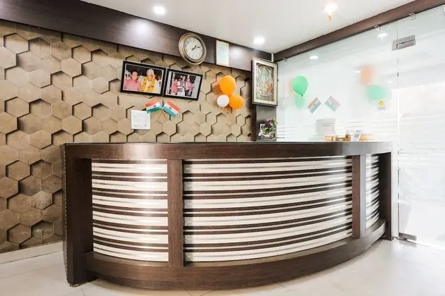 OYO 3901 Hotel Ashoka Palace - Lobi