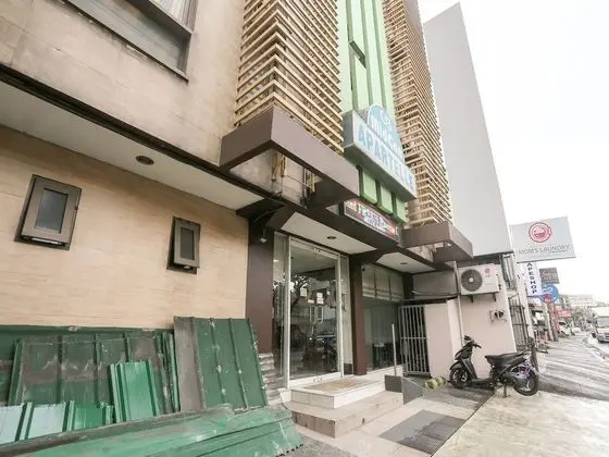 OYO 392 Midcon Apartelle - Dış Mekan