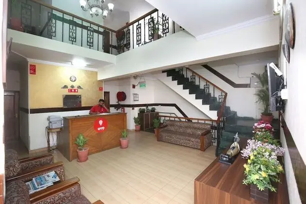 OYO 3932 Welcome Residency Hotel 35 - Lobi
