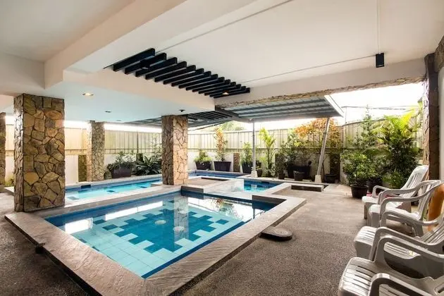 OYO 394 Tagaytay Haven Hotel - Mendez - Havuz