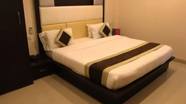 OYO 3971 Hotel Tip Top - Öne Çıkan Resim