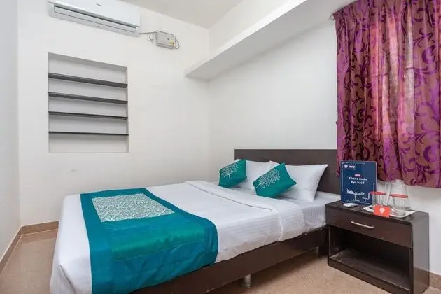 OYO 3974 Hotel Bcp Royal Residency - Oda