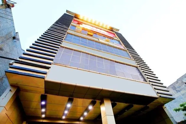 OYO 39957 Hotel HC King