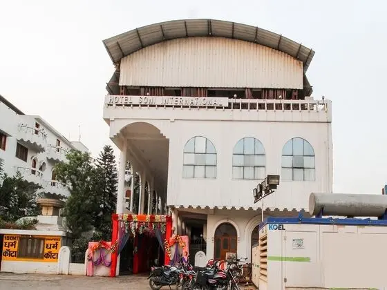 OYO 40320 Hotel Soni International - 1