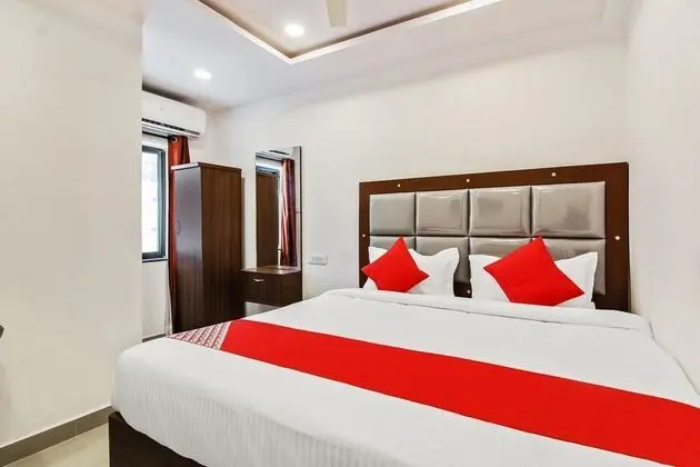 OYO 40807 Hotel Meena International - Oda