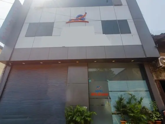 OYO 4083 Hotel Alfa Grand