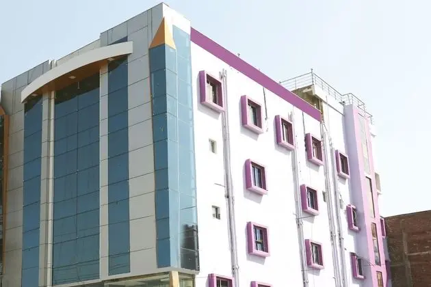 OYO 4101 Hotel D P International