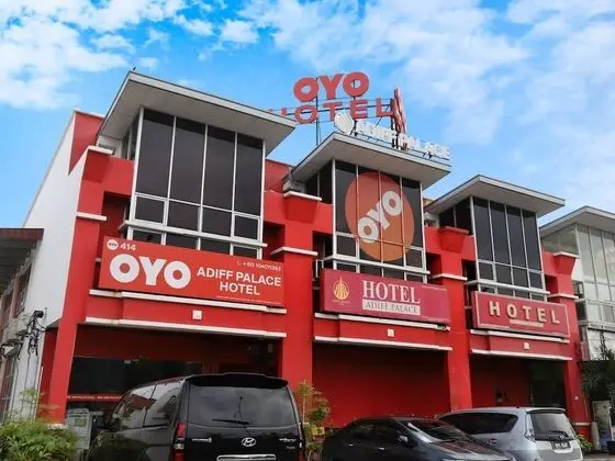 OYO 414 Adiff Palace Hotel - Dış Mekan
