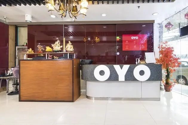 Oyo 416 Lucky Hotel - Lobi