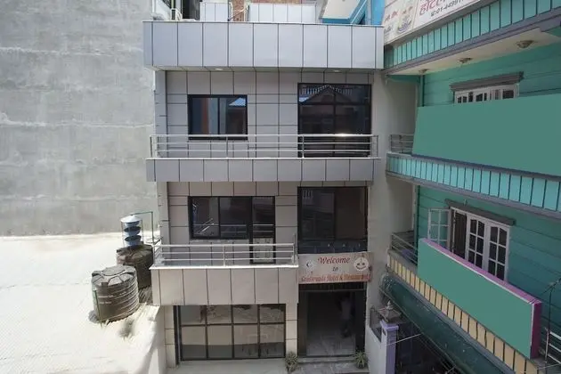 OYO 419 Hotel Crossroads - Dış Mekan