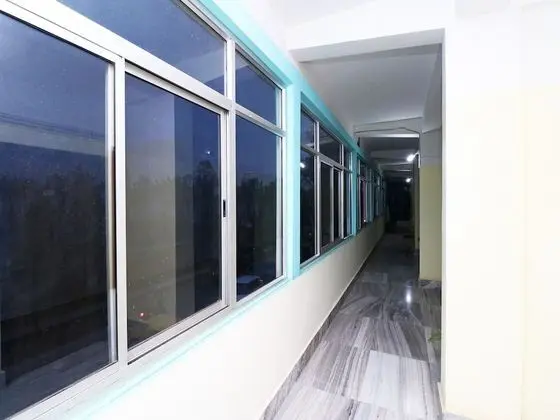 OYO 41968 Hotel Bravo - Lobi