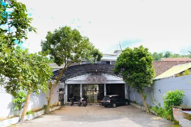 OYO 421 Alianda Guest House Syariah