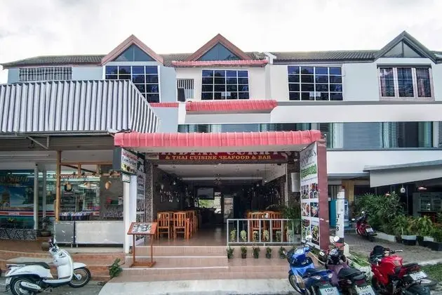 OYO 423 Baan Lucky Guesthouse
