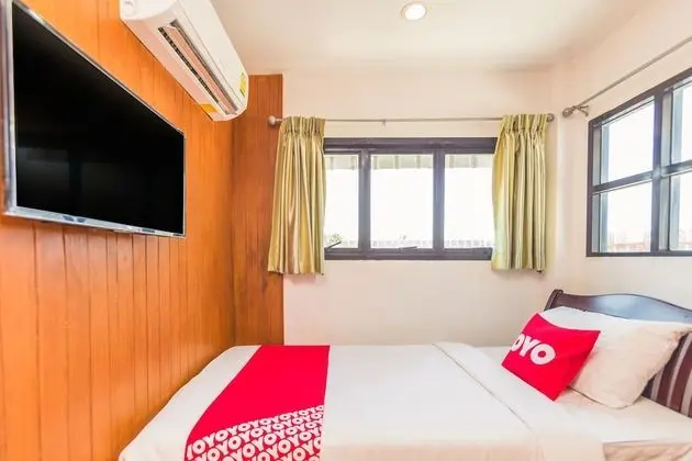OYO 423 Baan Lucky Guesthouse - Oda