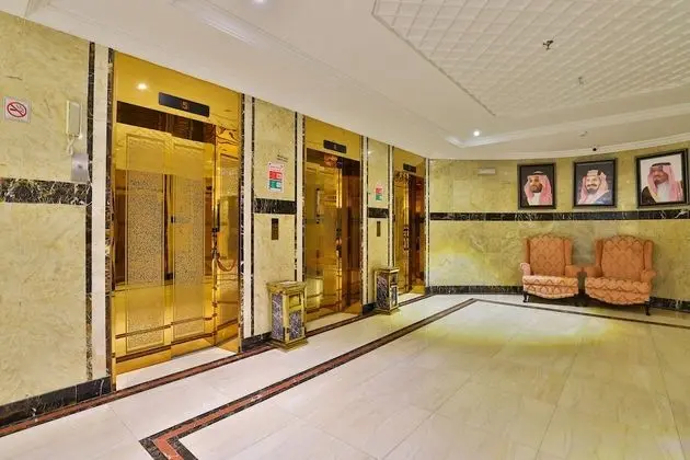 OYO 425 Hotel Manazil Alfouz - İç Mekan