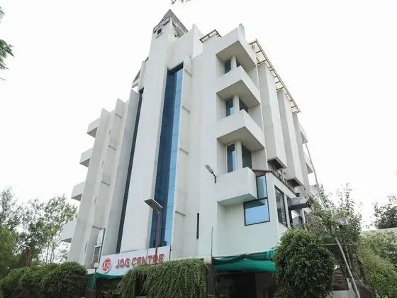 OYO 4264 Jog Centre