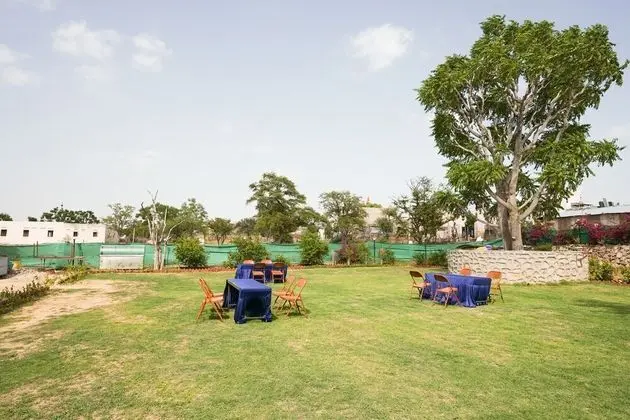 OYO 43032 Wild Woods Pushkar