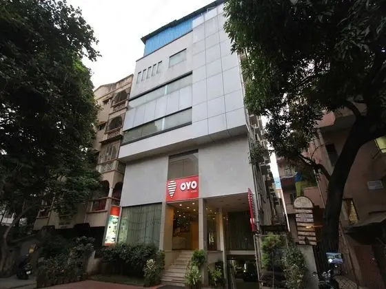 OYO 435 Hotel Amshi International - Dış Mekan