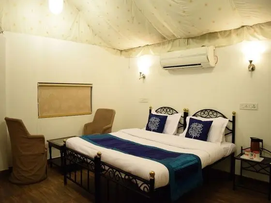 OYO 4353 Aravali Tent Resort
