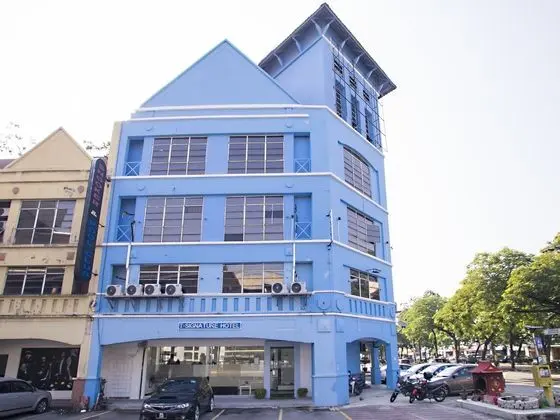 OYO 43963 T Signature Hotel - 1