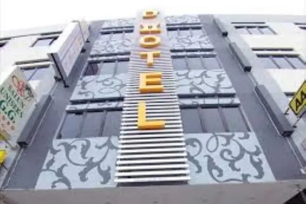 OYO 44024 D'hotel
