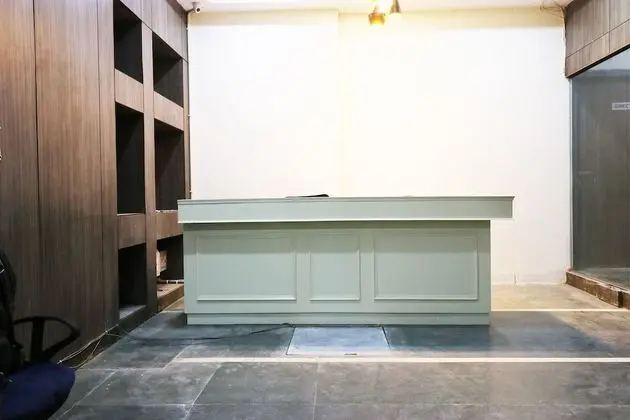 OYO 44229 Diamond Suite