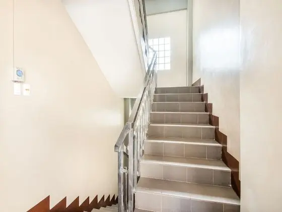 OYO 443 Maria Cristina Arcade Suites - İç Mekan