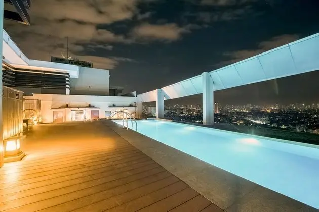 OYO 445 Vinia Residences By Filinvest - Havuz