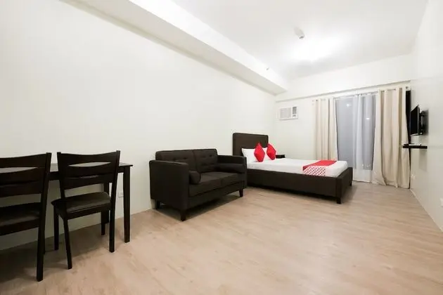 OYO 445 Vinia Residences By Filinvest - Oda
