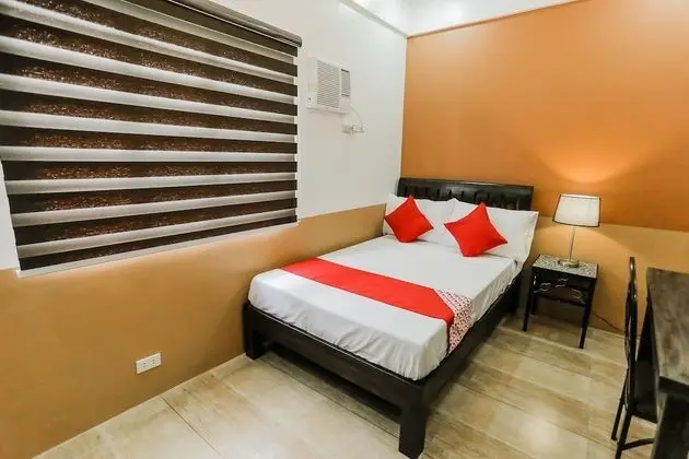 OYO 447 Jill's Residences - Oda