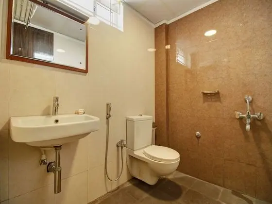 OYO 4594 Apartment Krish Inn - Banyo Tipleri