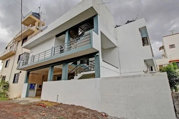 OYO 45997 Gsn Residency - Dış Mekan