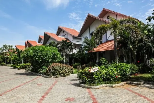 OYO 46628 Pheonix Inn - Dış Mekan