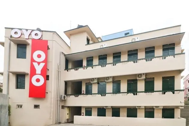 OYO 46738 Egmore Shelters