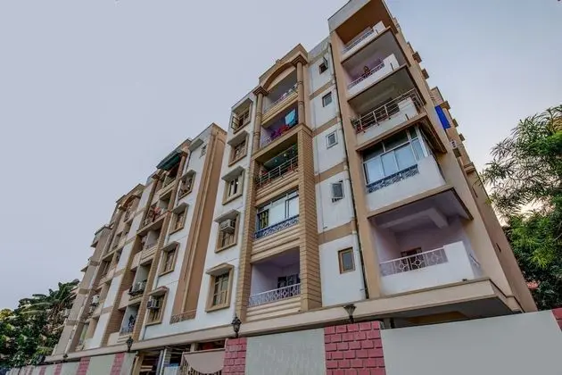 OYO 4730 Apartment Hotel Imperia Inn - Dış Mekan